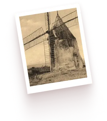 Ancienne photographie d'un moulin à vent